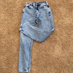 Women’s AE mom jeans
